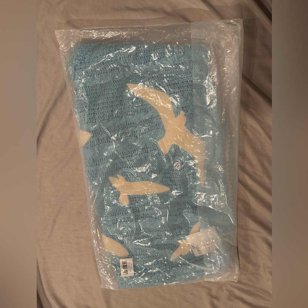 UNOPENED Taylor Swift 1989 TV cardigan